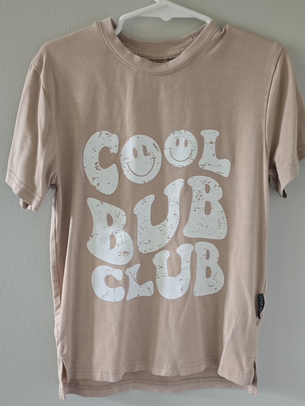 Little Bipsy Beige 'Cool Bub Club' Graphic Tee